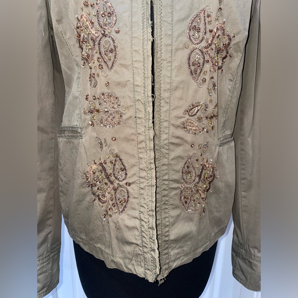 Zara TRF green jacket with embroidery / sequins, size EU L - Picture 8 of 8